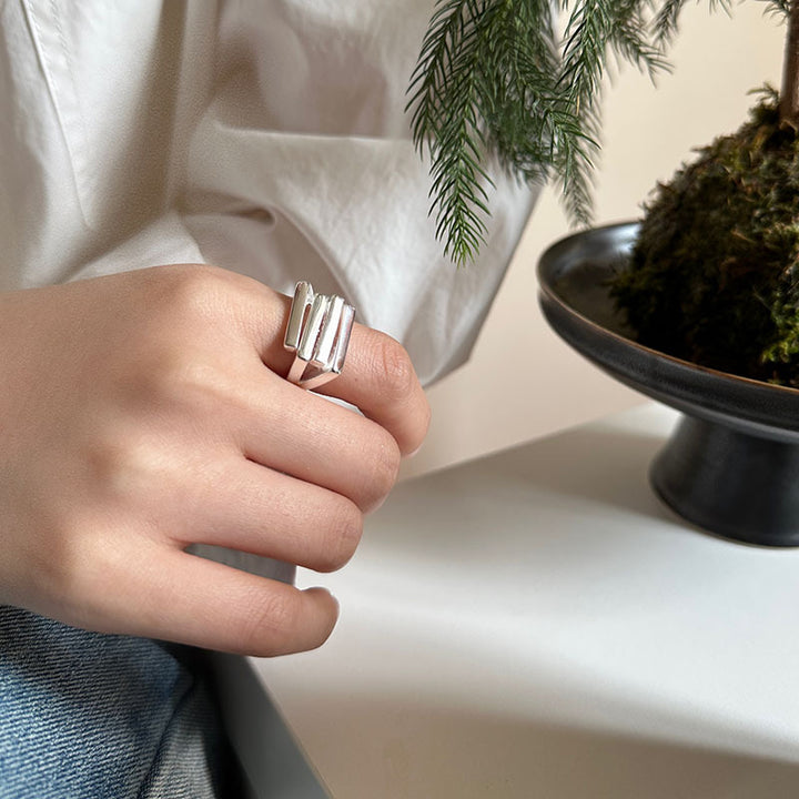 Quadruple Step Adjustable Ring