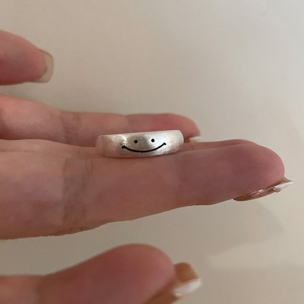 Cute Smile Line Ring