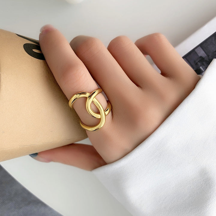 Double C Lnotted Line Adjustable Ring