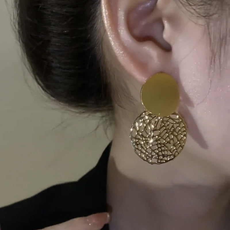 Gold Circle Cutout Earrings