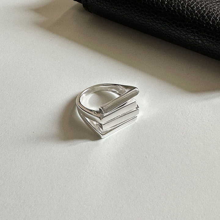 Quadruple Step Adjustable Ring