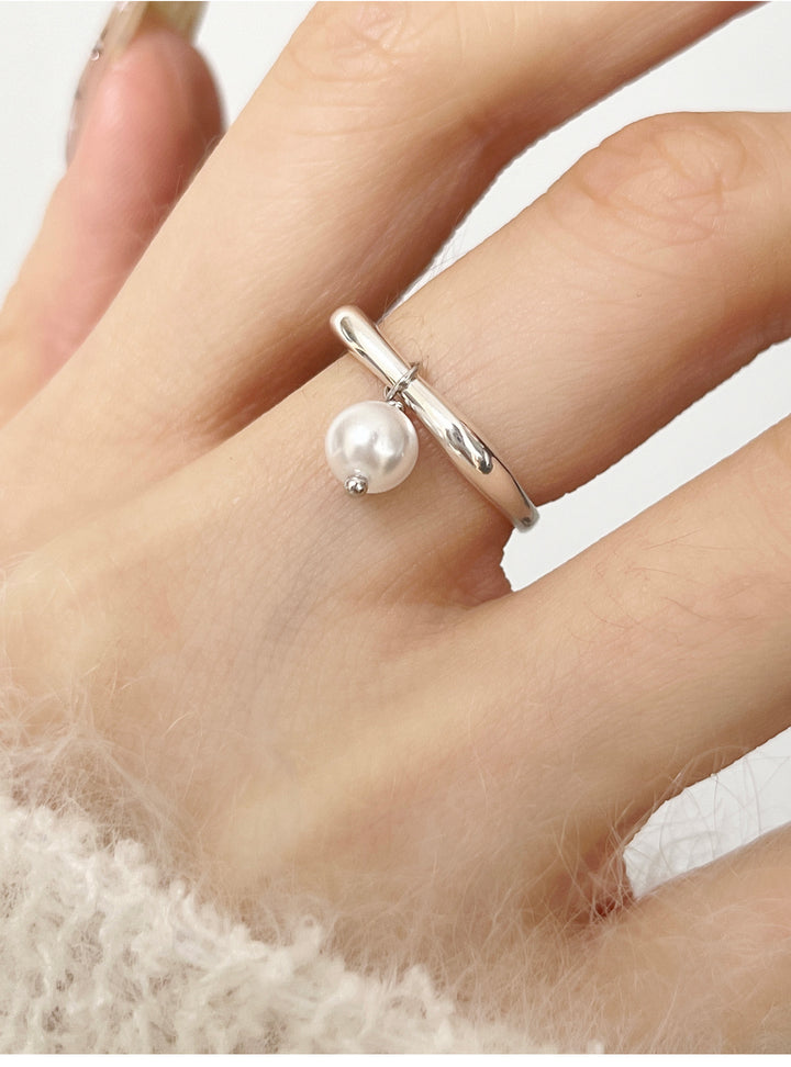 Pearl Pendant Ring