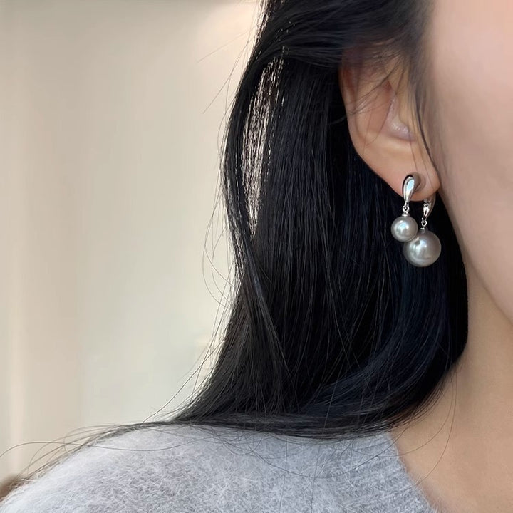 Simple Size Pearl Earrings