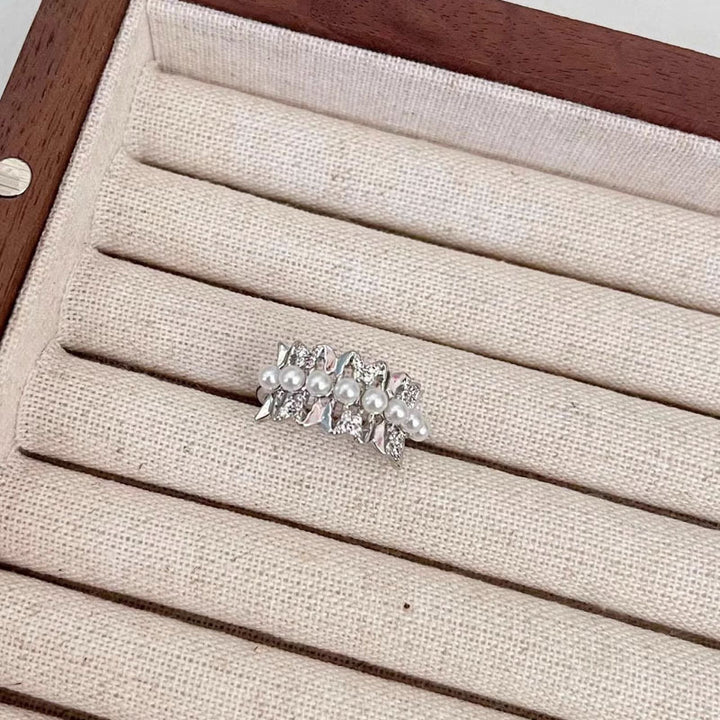 Pearl Petal Ring