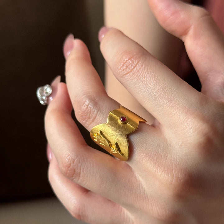 Wide Rim Tulip Flower Ring