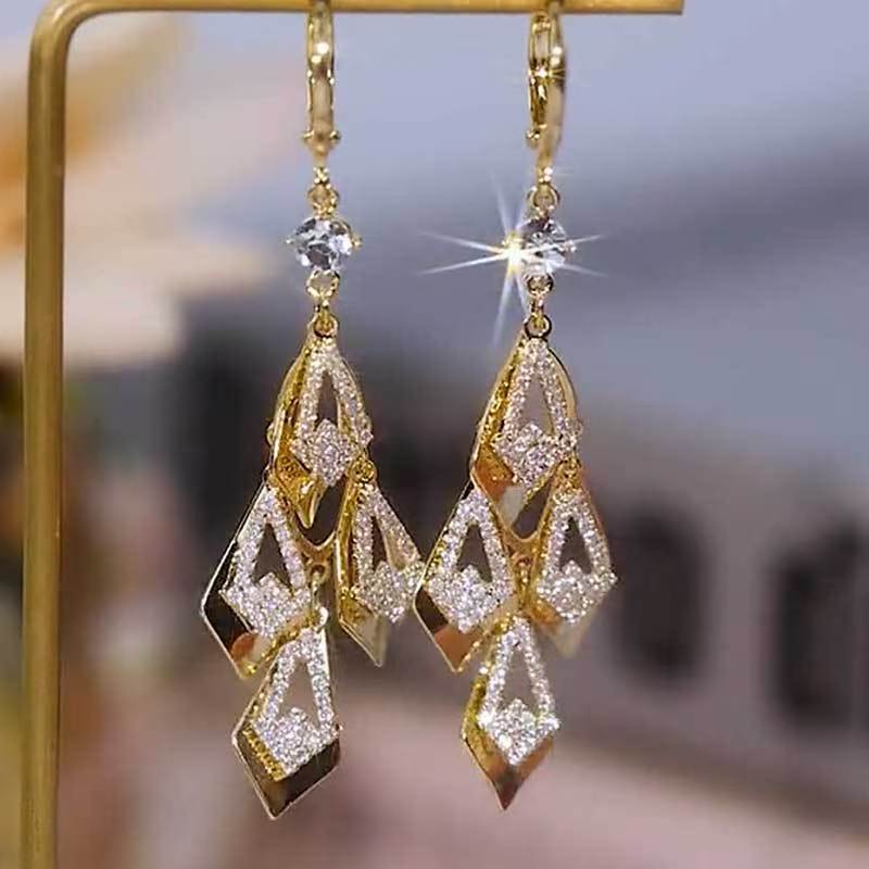 Ultra Shiny Diamond Tassel Earrings