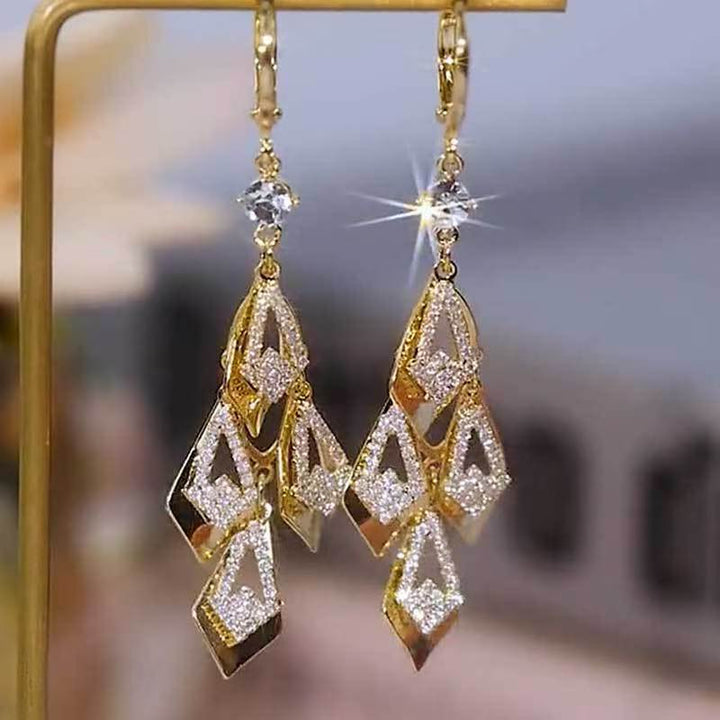 Ultra Shiny Diamond Tassel Earrings