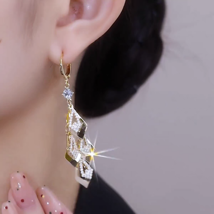 Ultra Shiny Diamond Tassel Earrings