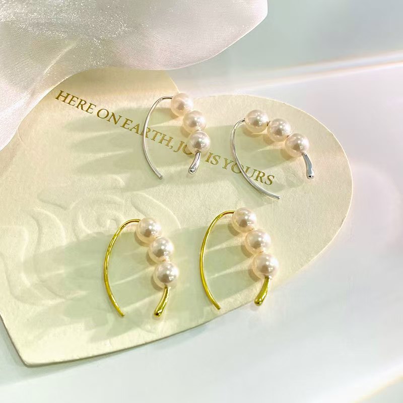 Water Drop Triple Pearl Earrings