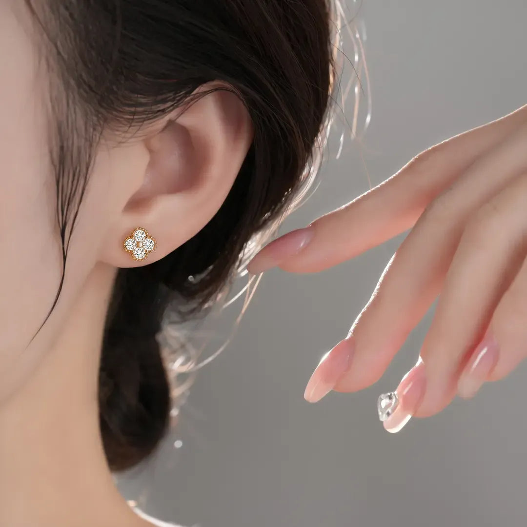 Clover Moissanite Stud Earrings