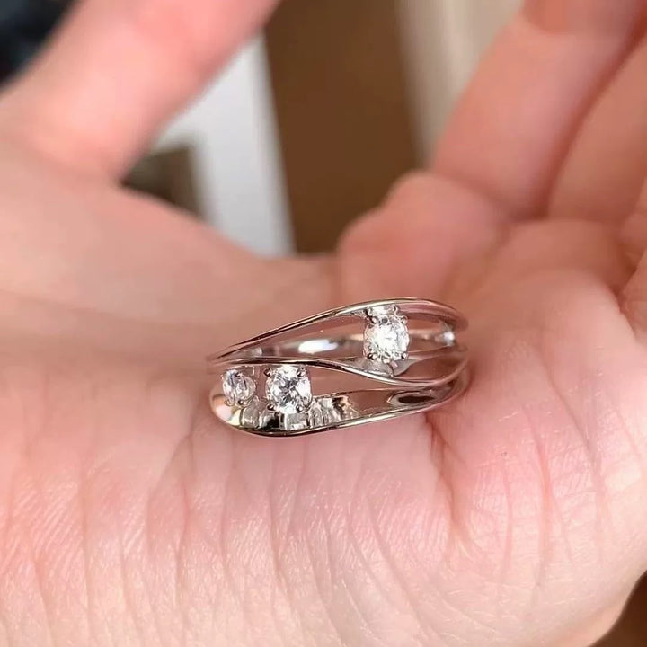 Wave Curve Multi-Layer Ring