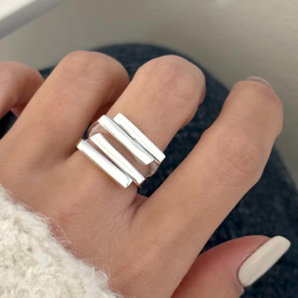 Quadruple Step Adjustable Ring