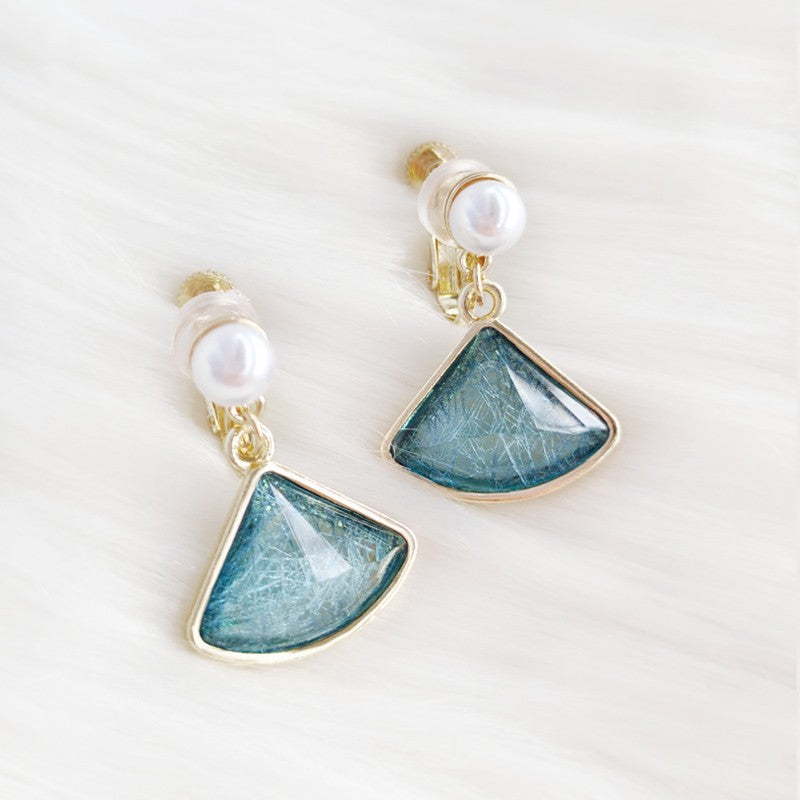 Vintage Ice Crystal Blue Pearl Earrings