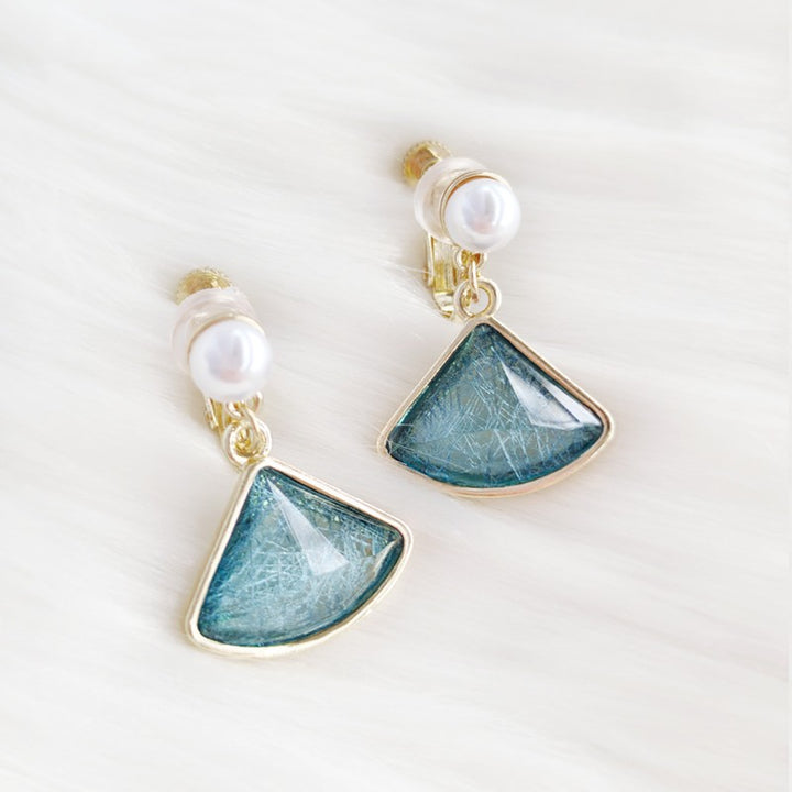 Vintage Ice Crystal Blue Pearl Earrings