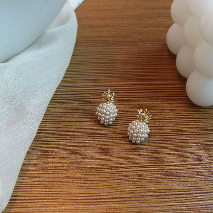 Pineapple pearl earrings