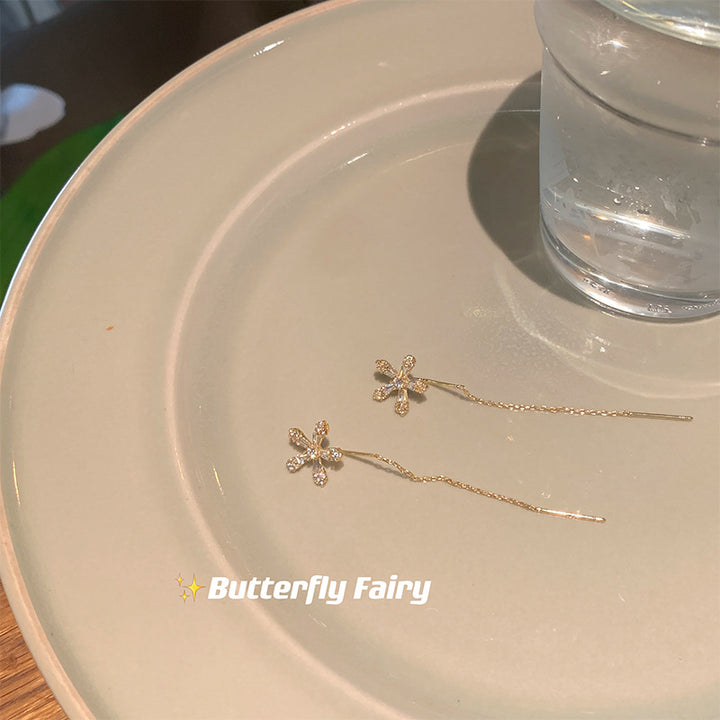 Shiny Diamond Flower Earrings