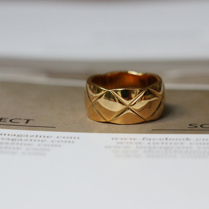 Classic Rhombus Ring
