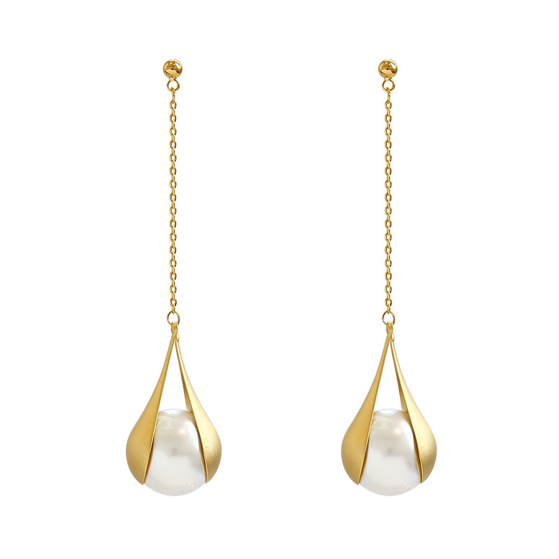Pearl Dangle Earrings