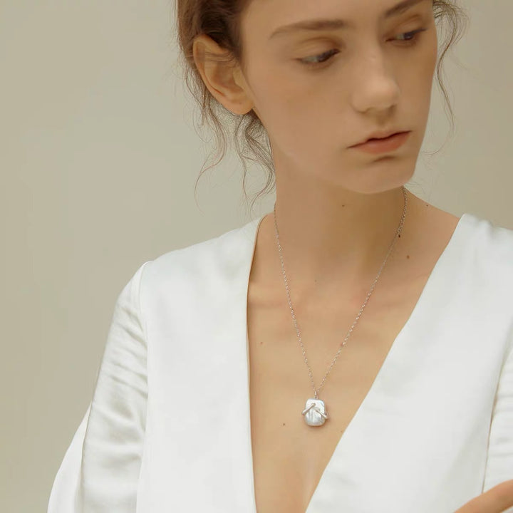 925 sterling silver baroque pearl pendant embrace necklace