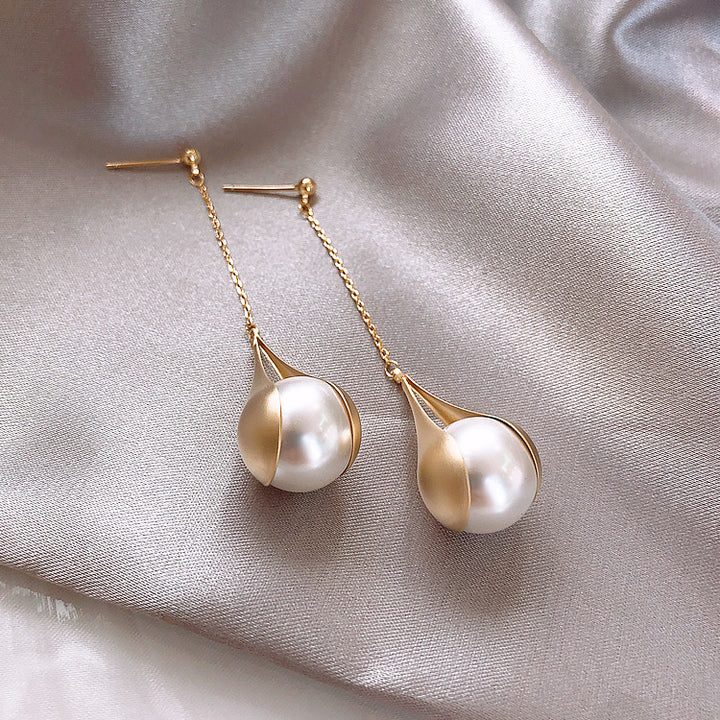 Pearl Dangle Earrings