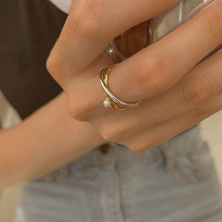 925 Sterling Silver Clashing Crossover Ring