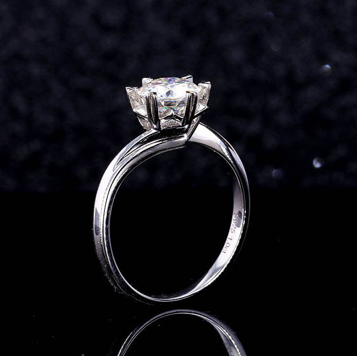 Blooming Petal Solitaire Moissanite Ring