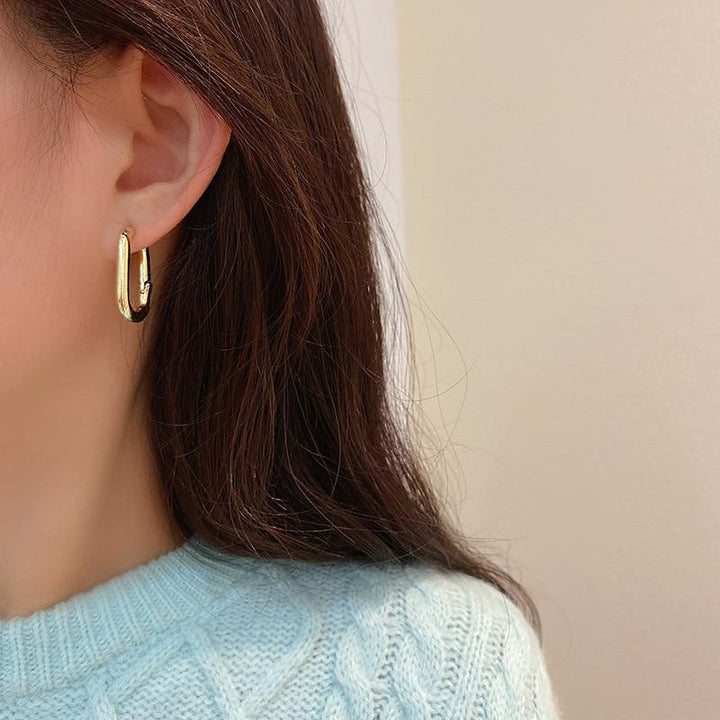 Classic O-Shaped Hoop Earrings