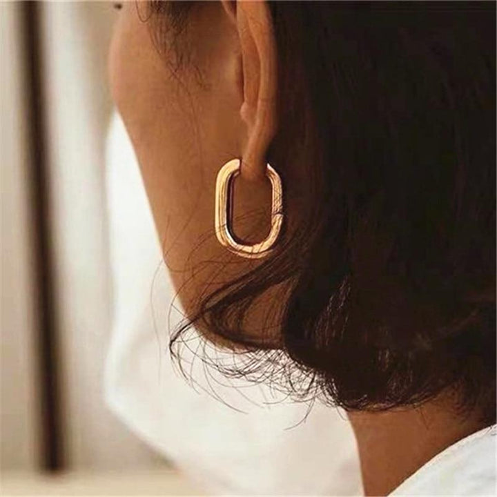 Classic O-Shaped Hoop Earrings