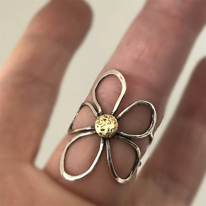 Flower Line Ring