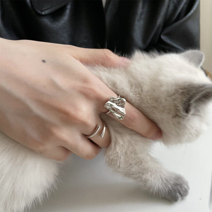 Irregular Ggeometric Ring