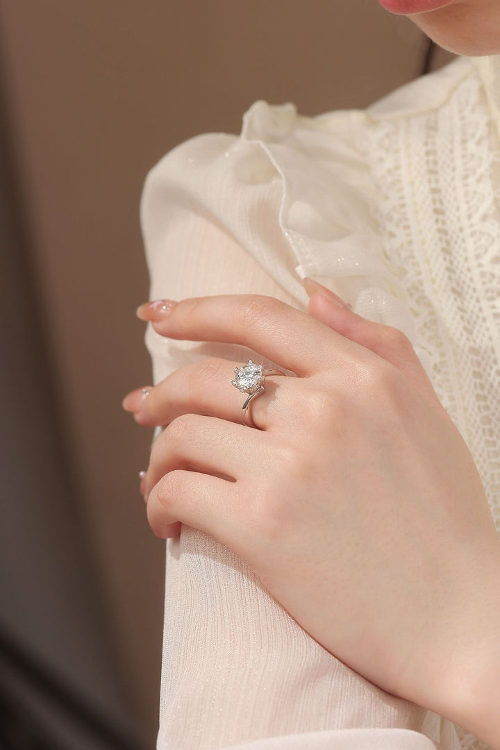 Blooming Petal Solitaire Moissanite Ring