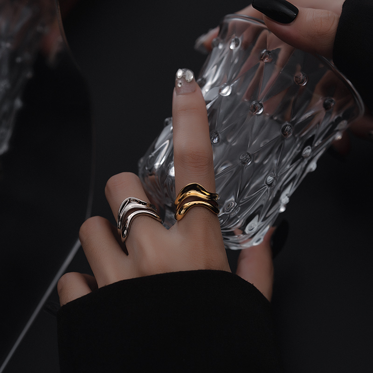 Wave Stacking Ring