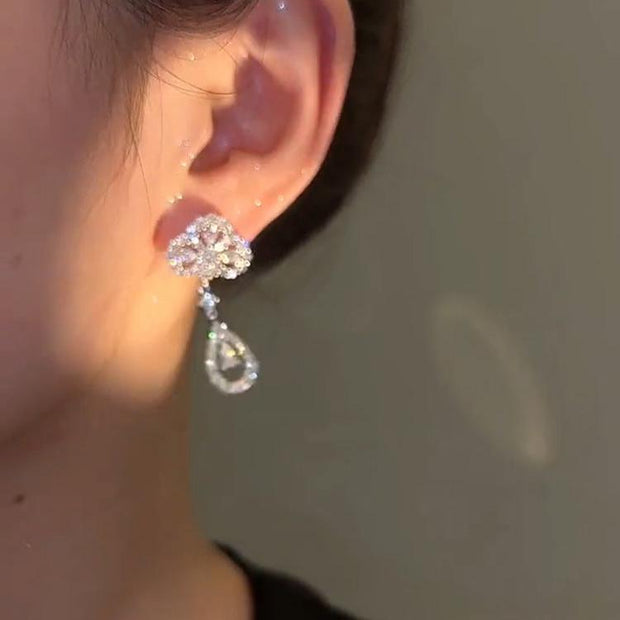 Elegant Scalloped Drop Earrings