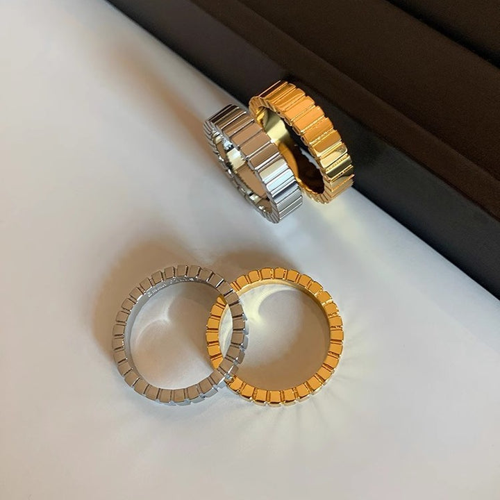 Simple Gear Ring