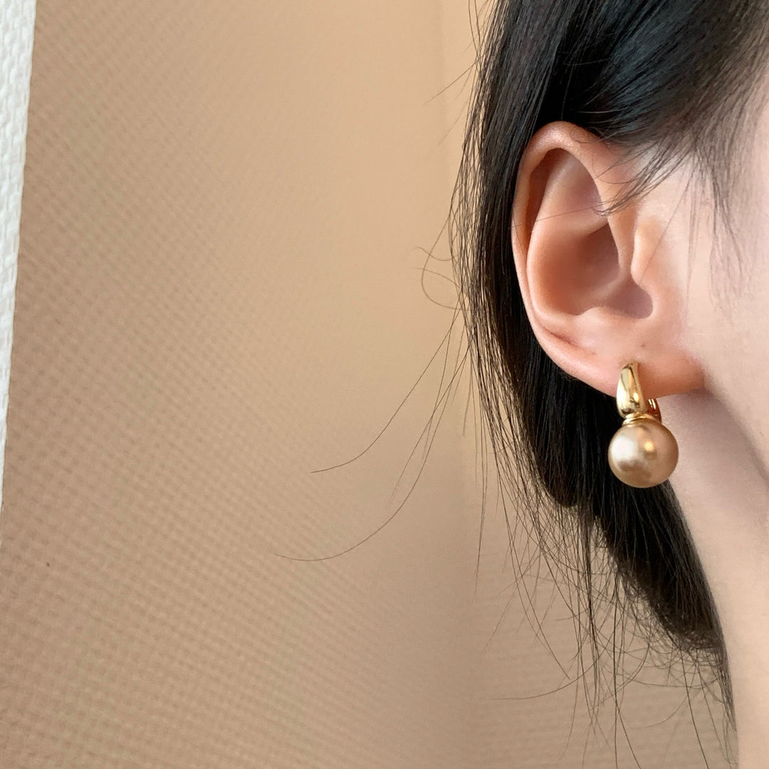 Classic Vintage Pearl Earrings