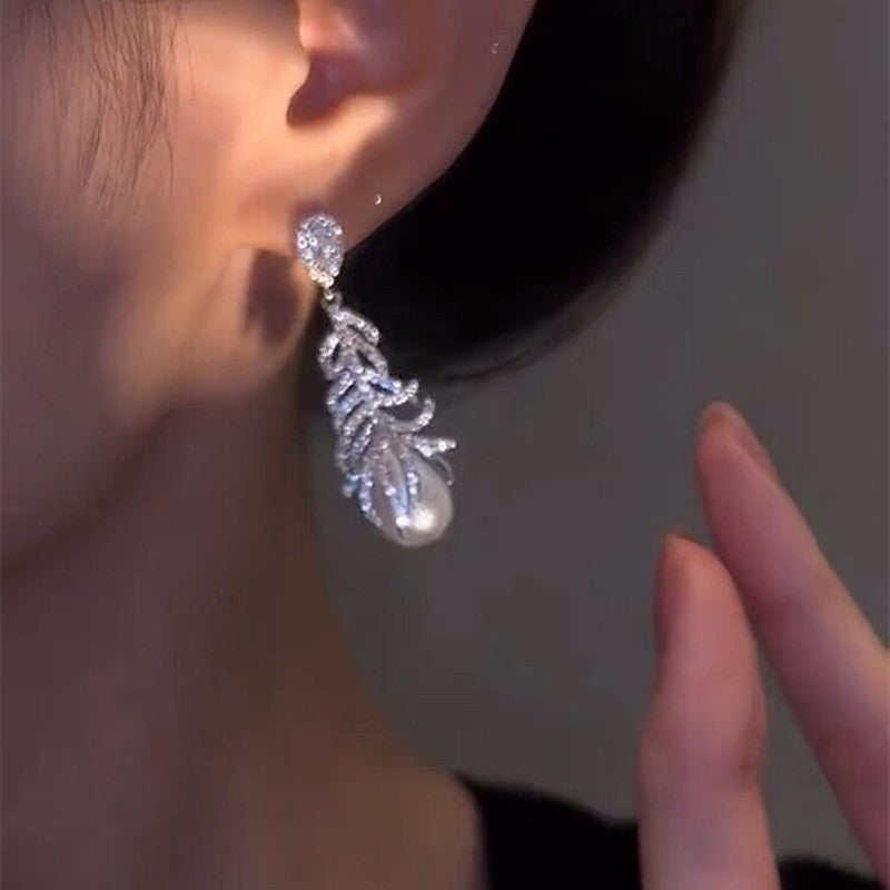 Micro Zirconia Feather Pearl Earrings