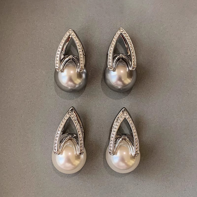 Pearl Earrings