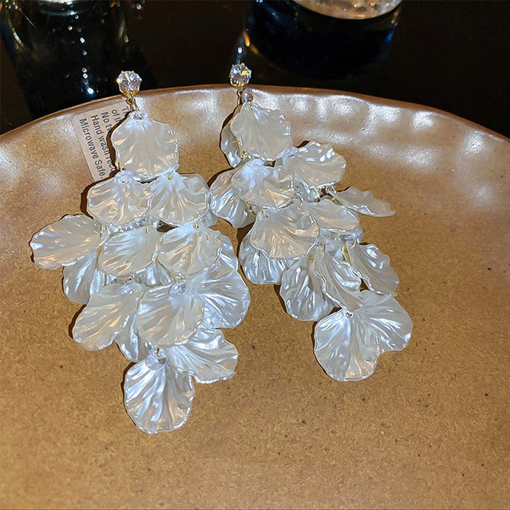 Vintage Zirconia Shell Waterfall Tassel Earrings