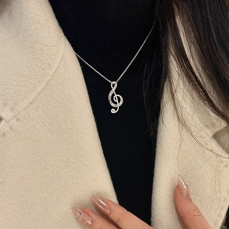Jumping Note Necklace
