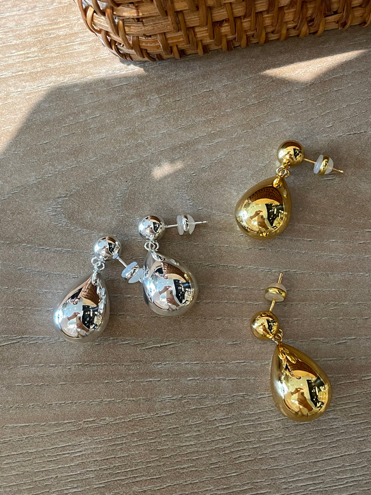 Water Drops Classic Vintage Earrings