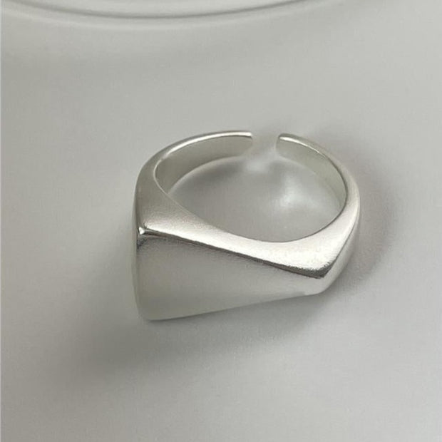 Cubic Triangle Ring