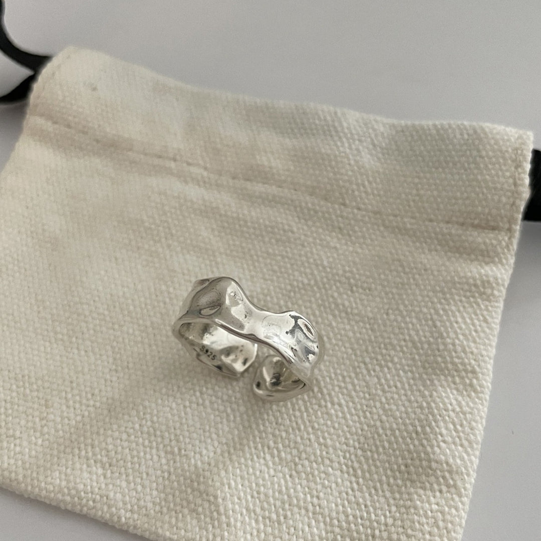 Geometric Square Ring