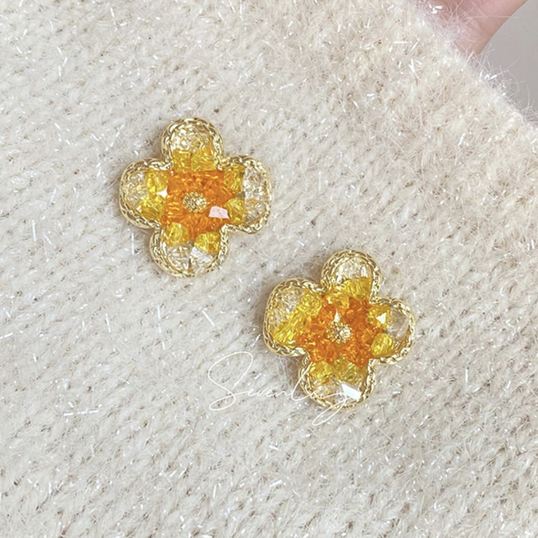 Gradient Crystal Green Flower Earrings