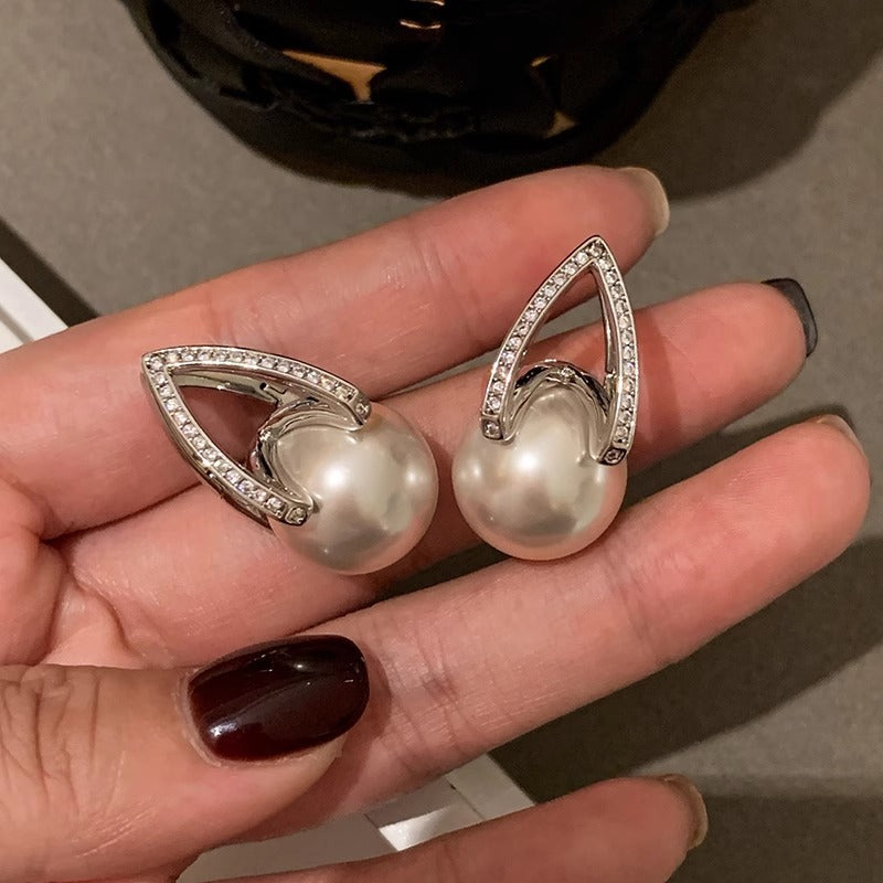 Pearl Earrings