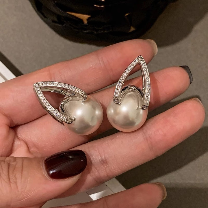 Pearl Earrings