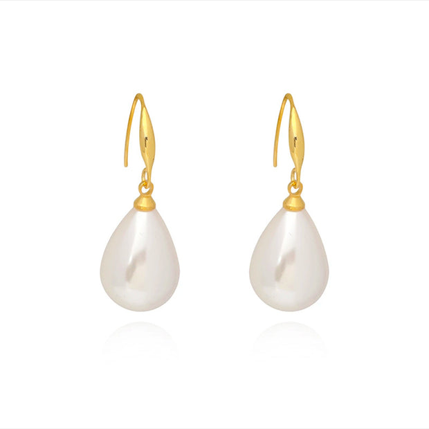 Drop Pearl Earrings