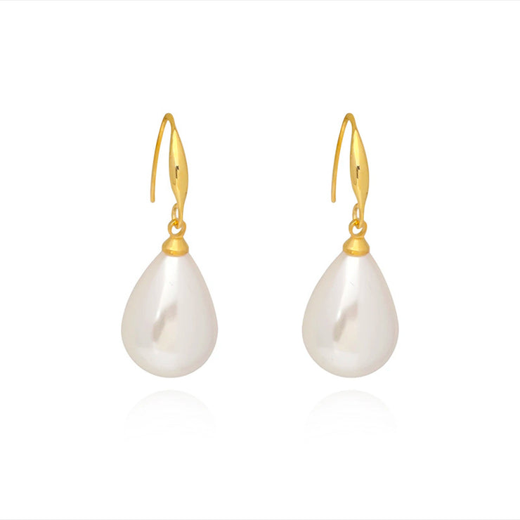 Drop Pearl Earrings