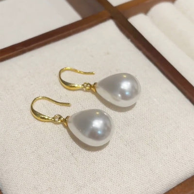 Drop Pearl Earrings