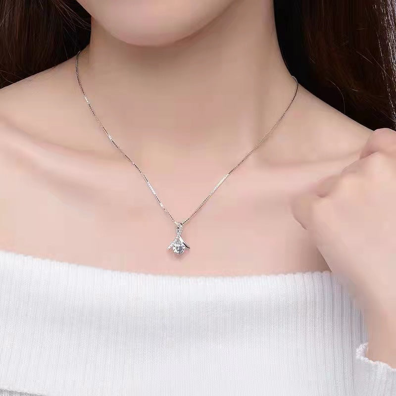 Asymmetric Sweep Pavé Moissanite Pendant