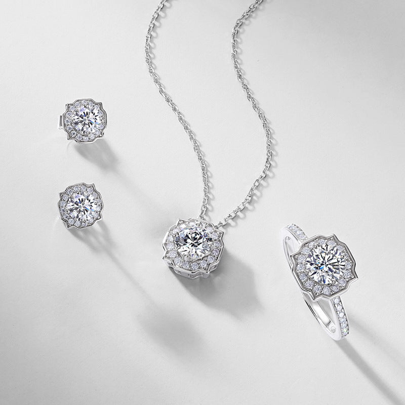 Petal-Edge Halo Moissanite Stud Earrings